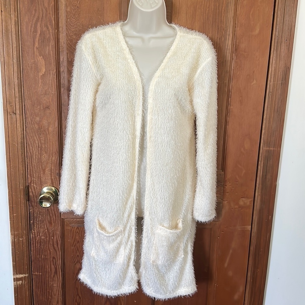 Cream Women’s Lightweight Cardigan with Pockets Size Small